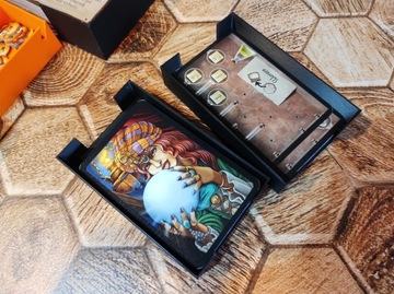 Красочная вставка, органайзер: Шарлатаны из Пасикуровице + аксессуары