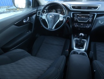Nissan Qashqai II Crossover 1.6 dCi 130KM 2015 Nissan Qashqai 1.6 dCi, Salon Polska, Klima, zdjęcie 6