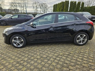 Hyundai i30 II Hatchback 5d 1.6 GDI 135KM 2015 Hyundai i30 1,6 benzyna 135KM nawigacja kamera, zdjęcie 18