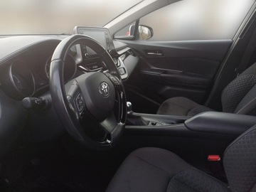 Toyota C-HR I Crossover Facelifting 1.8 Hybrid 122KM 2020 Toyota C-HR 1.8 Hybrid GPF Comfort 1.8 Hybrid GPF, zdjęcie 12