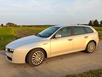Alfa Romeo 159 Sportwagon 2.4 JTDM 20v 200KM 2006 Alfa Romeo 159 1.9 jtdm 150KM Manual 2006 kombi, zdjęcie 7
