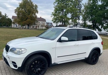 BMW X5 E70 2011 BMW X5 X-drive 4.0d 313pk Bogate wyposazenie Zadbana Serwis 1-wlasc Bezwy, zdjęcie 1
