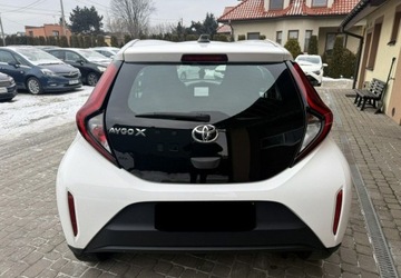 Toyota Aygo X 1.1 VVT-i 72KM 2022 Toyota Aygo X 1,0 72KM Klimatronik Kamera CarPlay VAT23 Benzyna 72KM, zdjęcie 7