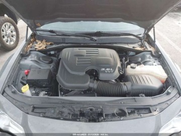 Chrysler 300C II 2018 Chrysler 300 Touring 2018 3.6 Benzyna 292KM, zdjęcie 8
