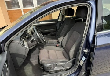 Volkswagen Passat B8 Limousine 1.8 TSI BlueMotion Technology 180KM 2017 Volkswagen Passat 1,8 TSI 180KM Klimatronik Kola latozima 1.8 Benzyna, zdjęcie 18