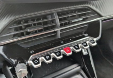 Peugeot 2008 II e-SUV Facelifting Elektryczny 54kWh 156KM 2023 Peugeot 2008 e-2008 54kWh GT SalonPL 156KM Najmocnieszy Bogata Opcja Od Re, zdjęcie 19