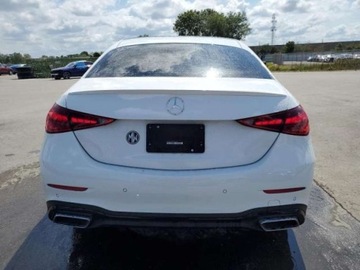 Mercedes 2022 Mercedes-Benz Klasa C 2022, 2.0L, 4x4, od ubezpieczalni 2.0 Benzyna 255KM, zdjęcie 1