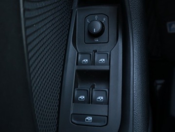 Skoda Octavia IV Liftback 1.5 TSI EVO 150KM 2022 Skoda Octavia 1.5 TSI, Salon Polska, zdjęcie 19