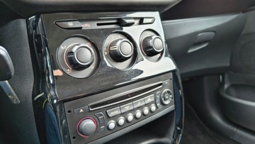 Citroen C3 II Hatchback facelifting 1.2 VTi 82KM 2015 Citroen C3 1,2 Benzyna 82KM, Klima, El.lusterka,Cz, zdjęcie 15