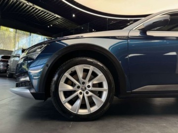 Skoda Superb III Scout 2.0 TSI 280KM 2022 Skoda Superb 4x4 Scout DCC ACC Panorama Hak Podgrzewane i ele. fotele, zdjęcie 15