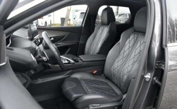 Peugeot 3008 II Plug-In Hybrid Facelifting 1.6 HYBRID4 300KM 2022 Peugeot 3008 SKORA Alusy LED Navi. BLIS linne assist Grzane fotele 1.6, zdjęcie 15