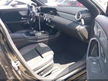 Mercedes CLA C118/X118 2023 Mercedes-Benz CLA 250 2023 2.0l 2.0 Benzyna 221KM, zdjęcie 9