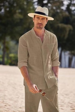 Удобный, модный мужской комплект из рубашки и брюк из льна с карманом.