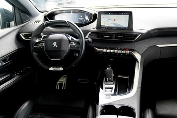 Peugeot 5008 II Crossover Facelifting 1.6 PureTech 180KM 2021 Peugeot 5008 GT kamera Skora adc Nawi PANORAMA bli, zdjęcie 27