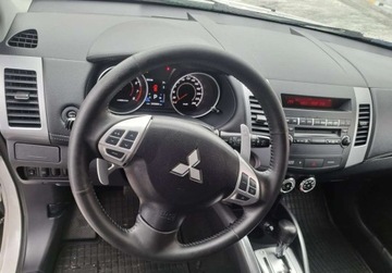 Mitsubishi Outlander II 2.4 MIVEC 170KM 2011 Mitsubishi Outlander 4x4 Automat Oplacony 2.4 Benzyna 170KM, zdjęcie 15