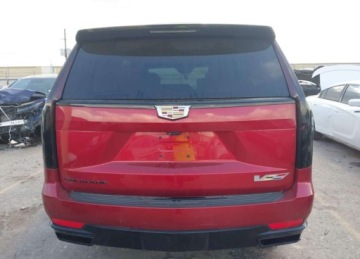 Cadillac Escalade III 2023 Cadillac Escalade 2023r., 4wd Premium Luxury, 6.2L, od ubezpieczalni 6.2, zdjęcie 4