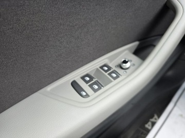 Audi A4 B9 Avant Facelifting 2.0 35 TDI 163KM 2023 Audi A4 Avant 2.0 TDI 16V mHEV 163KM, navi KeyLess, zdjęcie 19