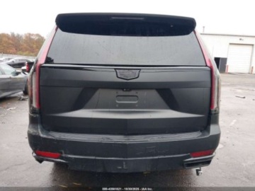 Cadillac Escalade III 2022 Cadillac Escalade Sport 2022 6.2l 6.2 Benzyna 420KM, zdjęcie 4