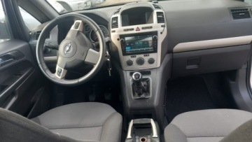 Opel Zafira B 1.8 ECOTEC 140KM 2008 Opel Zafira Opel Zafira B 2008 rok 1.8 benzyna 140 KM 7 osob 1.8 Benzyna, zdjęcie 31