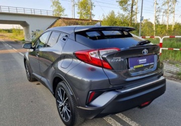 Toyota C-HR I Crossover 1.8 Hybrid 122KM 2017 Toyota C-HR 1,8 Hybrid Prestige Skora Kamera Navi 1.8 Hybryda 122KM, zdjęcie 5