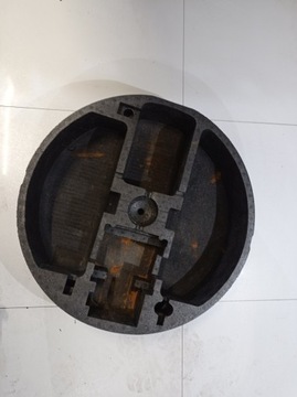 FORD MK2 WKŁAD BAGAŻNIKA 6m51-17009-ab