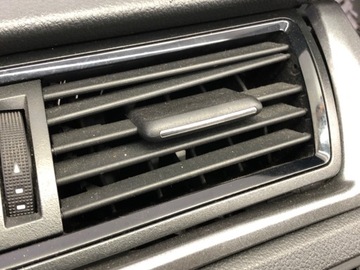 KOKPIT SKODA RAPID HATCHBACK KONZOLA DESKA ROZDĚLOVAČE