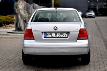 Volkswagen Bora Sedan 1.6 16V 105KM 2003 Volkswagen Bora 1.6 105KM Pacific Climatronic, zdjęcie 18