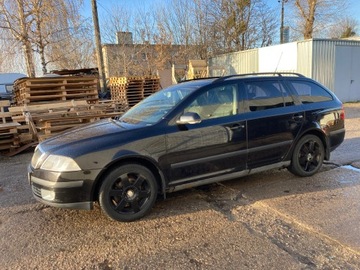 Skoda Octavia II Kombi 2.0 TDI CR DPF 140KM 2007 SKODA OCTAVIA II Combi 2.0 TDI 16V 140 KM AUTOMAT DSG, zdjęcie 2
