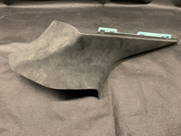 Tesla S maskownica słupka C lewa 1007457-02-C