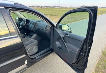 Volkswagen Tiguan I SUV 2.0 TDI CR DPF 140KM 2011 Volkswagen Tiguan Volkswagen Tiguan 2.0 TDI DPF 4Motion Sport amp Style, zdjęcie 17