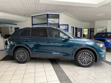 Volkswagen Tiguan III 2025 VOLKSWAGEN Tiguan Life Plus 1.5 eTSI DSG Suv 150KM 2025, zdjęcie 2