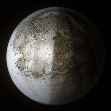 Светильник MOON IN MY ROOM, 12 фаз, пульт - ПОДАРОК