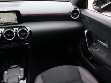 Mercedes Klasa A W177/V177 Hatchback Facelifting 1.3 180 136KM 2022 Mercedes A A 180, Salon Polska, Serwis ASO, zdjęcie 7