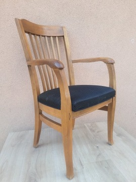 ДУБОВОЕ КРЕСЛО