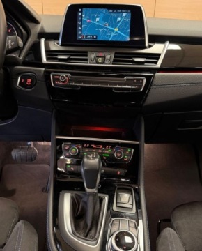 BMW Seria 2 F22-F23-F45-F46 2017 BMW Seria 2 salon Polska 7-osobowy FV 23 R CARS Warszawa 2.0 Diesel 150KM, zdjęcie 22