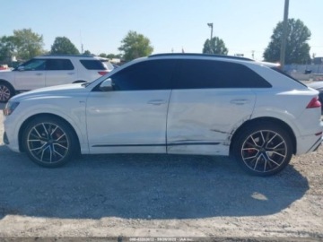 Audi Q8 2020 Audi Q8 Prestige 55, 2020r., 4x4, 3.0L 3.0 Benzyna 335KM, zdjęcie 5