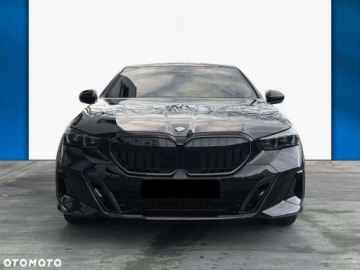 BMW Seria 5 G90-91 Touring 2.0 520d 197KM 2025 BMW Seria 5 BMW Seria 5 2.0 Diesel 197KM, zdjęcie 5