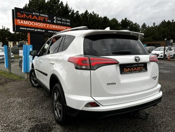 Toyota RAV4 IV MPV Facelifting 2.0 Valvematic 152KM 2016 Toyota RAV-4 Ledy / 4X4 / 1 Rej. 2017 / 53 Tyś km, zdjęcie 3