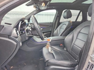 Mercedes GLC C253 2020 Mercedes-Benz GLC 300 4Matic 2020 2.0 Benzyna 255KM, zdjęcie 7