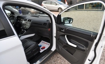 Ford Kuga I 2.0 Duratorq TDCi 140KM 2011 Ford Kuga 2.0 TDCI INDIVIDUAL 4x4 Skora Grz. fotele 2.0 Diesel 140KM, zdjęcie 13