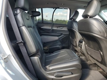 Jeep Grand Cherokee V 2023 Jeep Grand Cherokee L Limited 2023 3.6l 3.6 Benzyna 293KM, zdjęcie 11