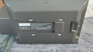 AUDI ENTERTAIMENT MOBILE RSE 3 монитора 4M0051700F