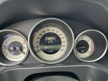 Mercedes Klasa E W212 Limuzyna Facelifting 250 CDI 204KM 2014 Mercedes E 250 AMG 4Matic Skóra Automat Kamera, zdjęcie 7