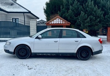 Audi A4 B6 Sedan 2.0 20V 131KM 2001 Audi A4 Limousine 2.0 Benzyna 2.0 Benzyna 130KM, zdjęcie 3