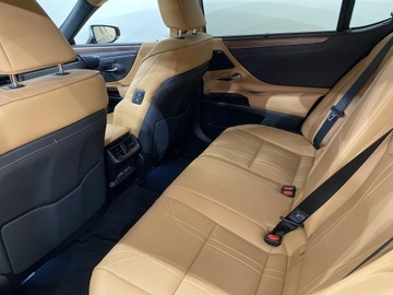 Lexus ES VII (XV70) Sedan Facelifting 300h 218KM 2023 Lexus ES 300h Omotenashi Lexus ES 300h Omotenashi,, zdjęcie 10