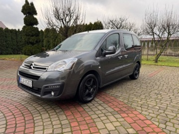 Citroen Berlingo II Combi Facelifting 2015 1.6 BlueHDi 100KM 2015 Citroen Berlingo Citroen Berlingo II (2008 - 2018) 1.6 1.6 Diesel 99KM, zdjęcie 7