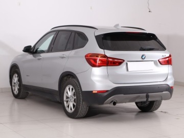 BMW X1 F48 Crossover sDrive18d 150KM 2016 BMW X1 sDrive18d, Navi, Klima, Klimatronic, zdjęcie 3