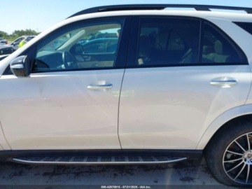 Mercedes GLE V167 2022 Mercedes-Benz GLE 350 2022 2.0l 2.0 Benzyna 255KM, zdjęcie 2