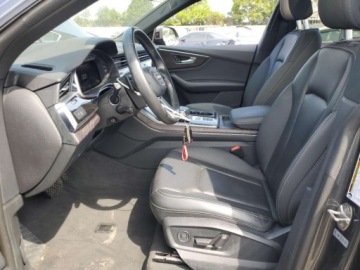 Audi Q8 2021 Audi Q8 Premium Plus S-Line 2021 3.0l 3.0 Benzyna 335KM, zdjęcie 7