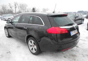 Opel Insignia I Sports Tourer 2.0 CDTI ecoFLEX Start/Stop 160KM 2011 Opel Insignia Opel Insignia I 2.0 DIESEL 160 KM 2.0 Diesel 160KM, zdjęcie 6